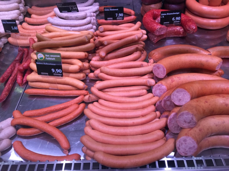 boucherie-RIGAUD-min_sausages_meat_butchery-1069321